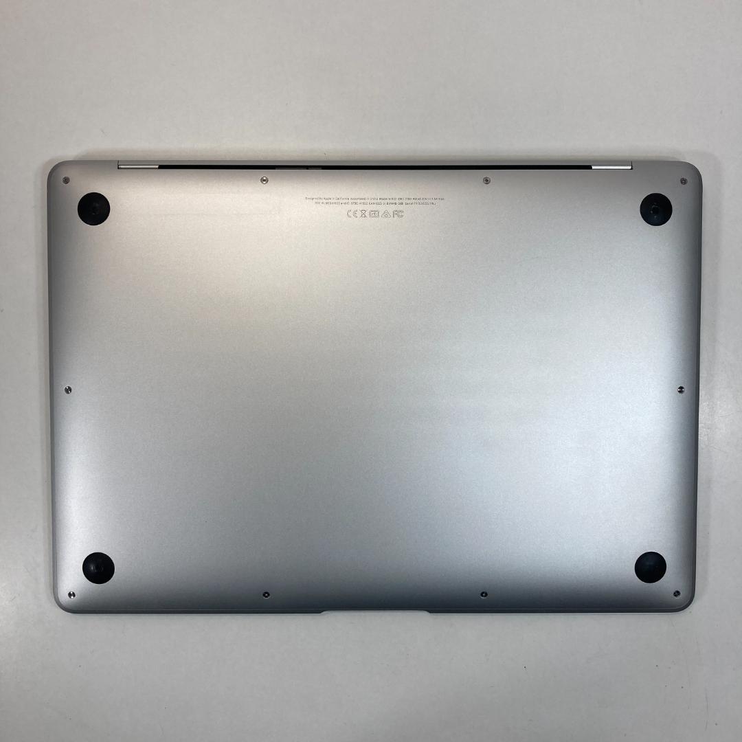 Apple MacBook Air i5 ノートパソコン 13インチ 8GB