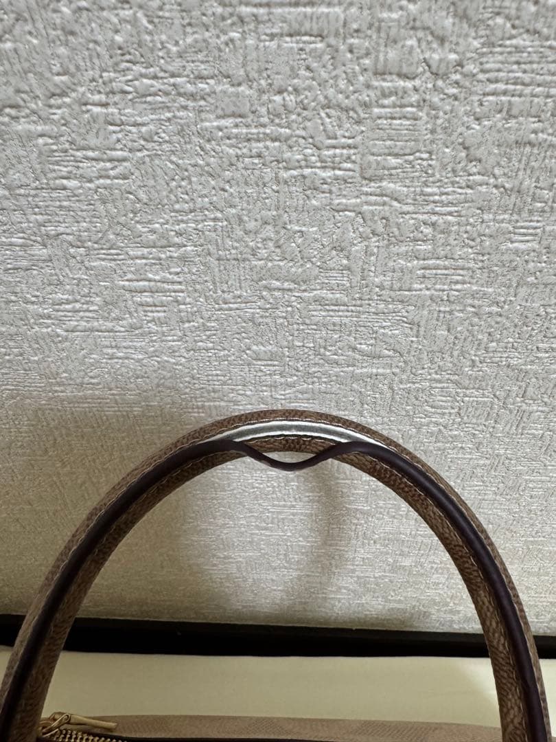 COACH ベージュ ショルダーバッグ