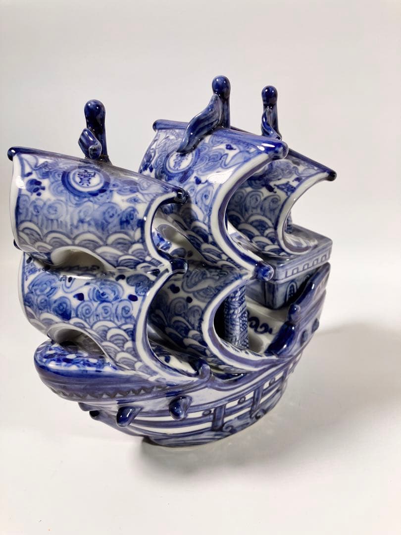 九谷焼　蘭船置物