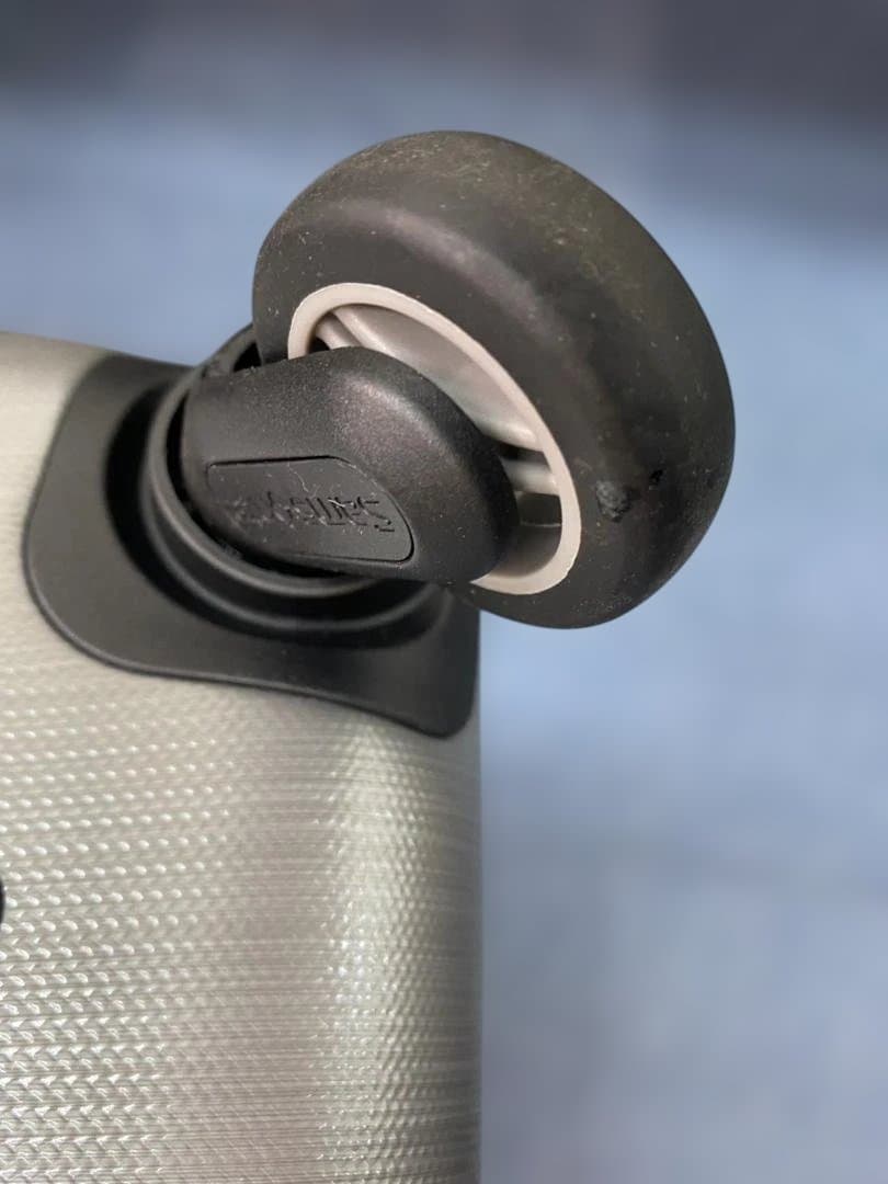 サムソナイト ジッププラス スーツケース 機内持ち込みサイズ シルバー