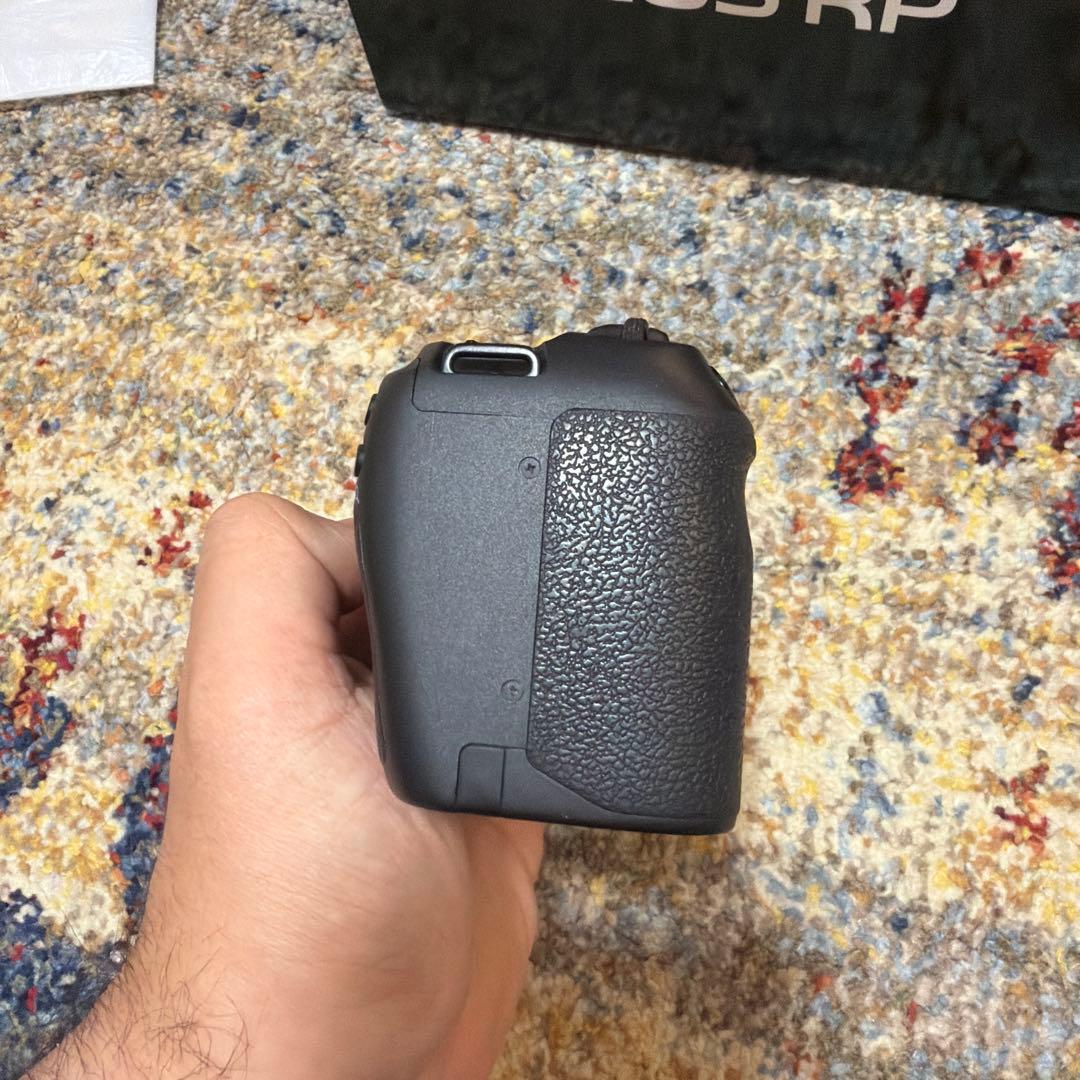 Canon EOS RP (ボディー)