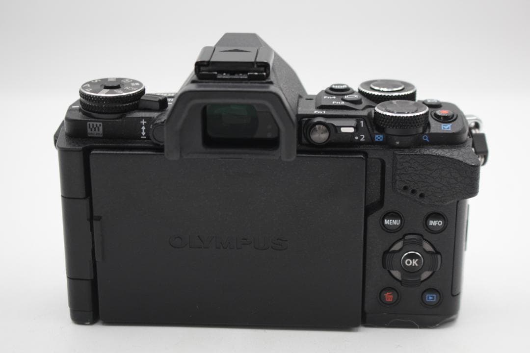 OLYMPUS オリンパス OM-D E-M5 Mark II ボディ◆4653