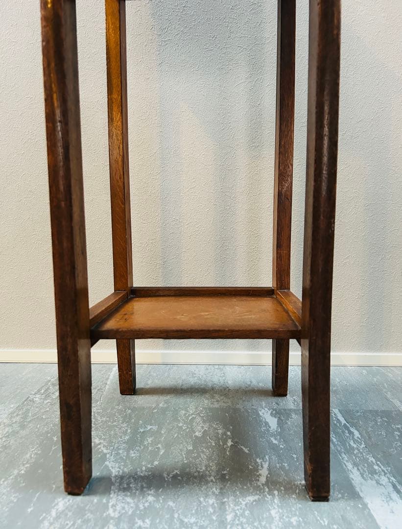 【ヴィンテージ感漂う】木製サイドテーブル｜引き出し付き｜USA風インテリア