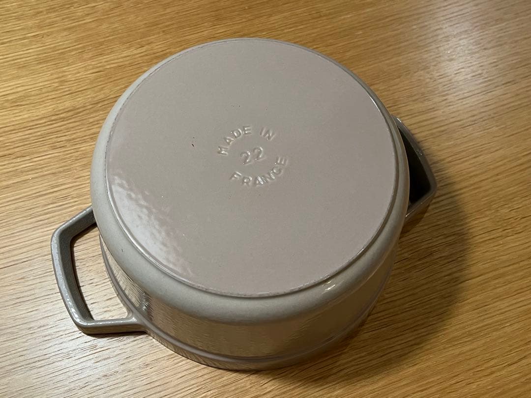 STAUB ピコ ココット ラウンド リネン 22cm