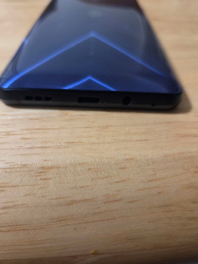 Black Shark 4 技適有　本体　箱、ケース付き　ジャンク