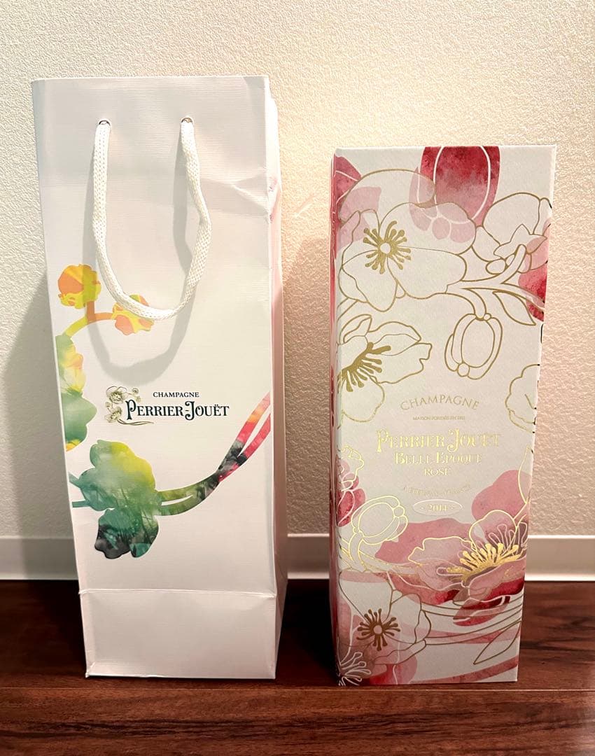 ペリエジュエ⭐︎ベル エポック ロゼ 2014ギフトボックス、ショッパー付き！