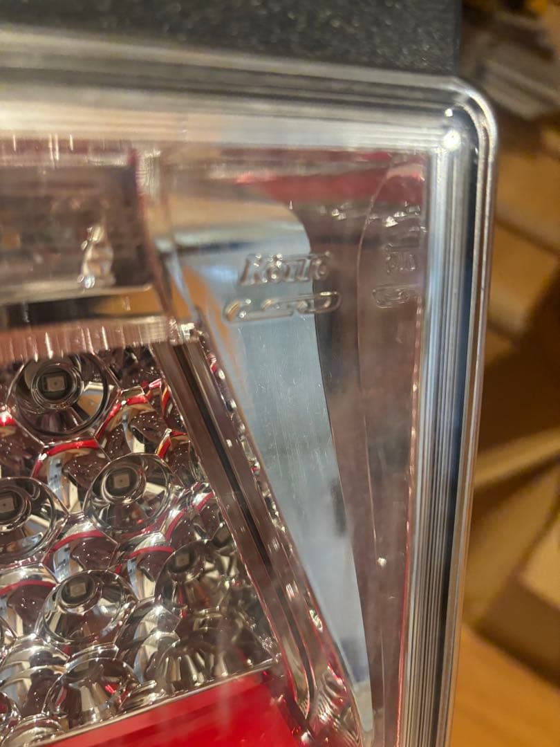 koito 3連 リアコンビネーションランプ 左右セット ISUZU 新車外し