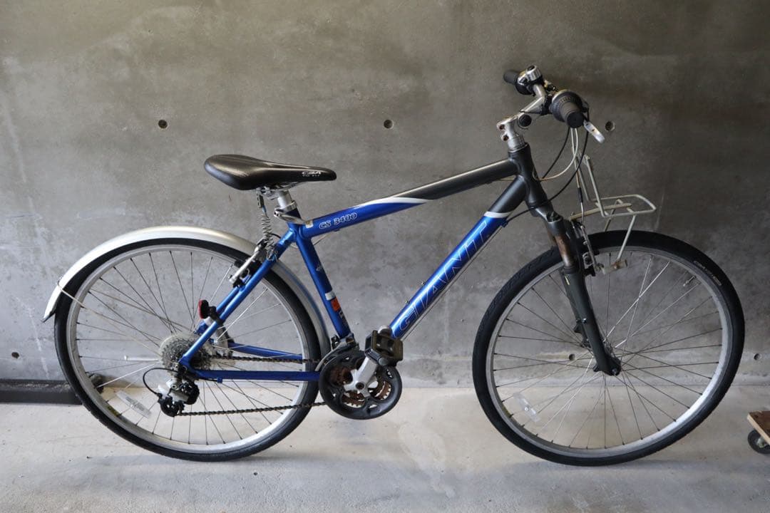 【引取り限定】Giant cs3400 クロスバイク 青 キャリア付き