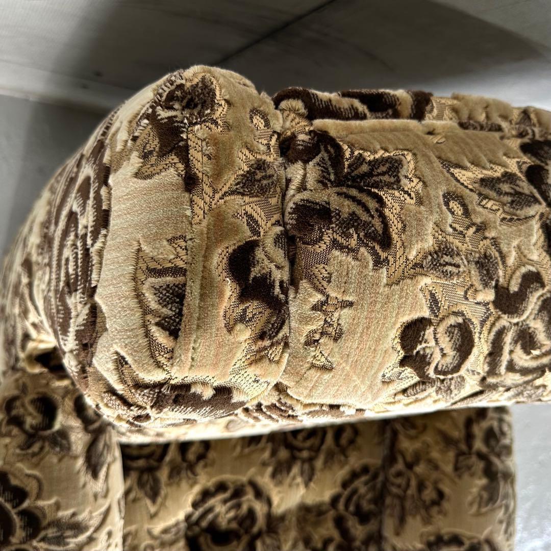 ✦喫茶店レトロ✦花柄モケット ソファ 木製アーム 昭和ヴィンテージ 金華山