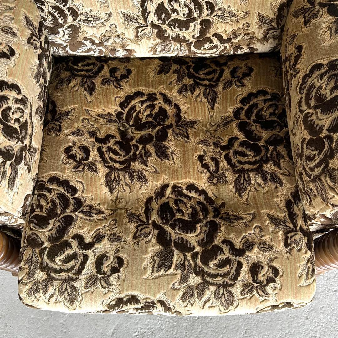 ✦喫茶店レトロ✦花柄モケット ソファ 木製アーム 昭和ヴィンテージ 金華山