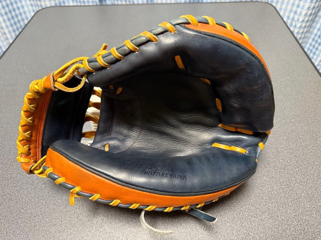 ハタケヤマ　硬式用キャッチャーミット　スペシャルプロオーダー　カラーオイル付