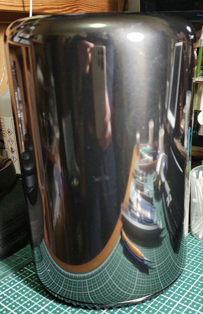 送料込みApple Mac Pro 2013 256GB SSD