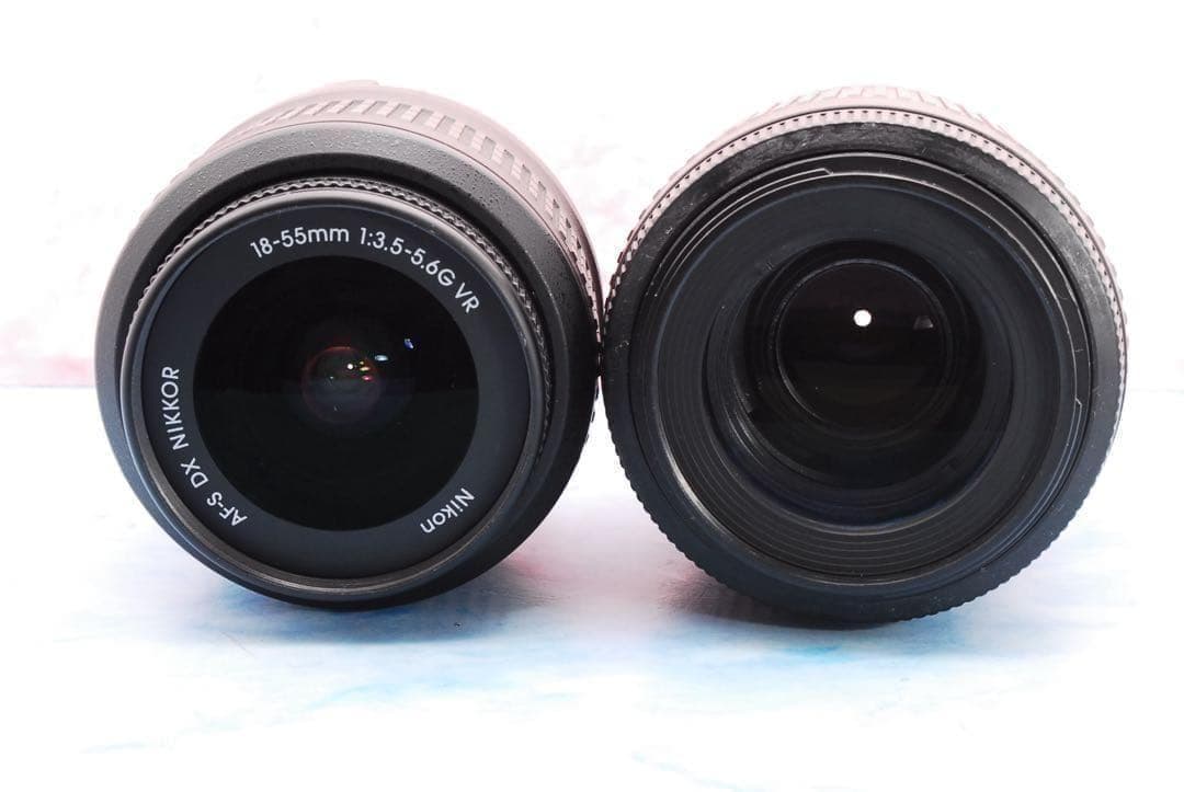 Nikon D5600✨一眼レフカメラ✨望遠レンズ付Wレンズ✨スマホ転送！