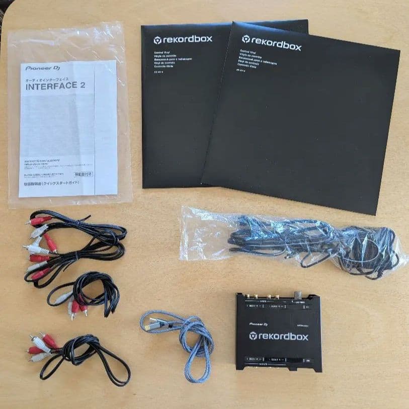 Pioneer DJ INTERFACE 2 rekordbox 本体と付属品