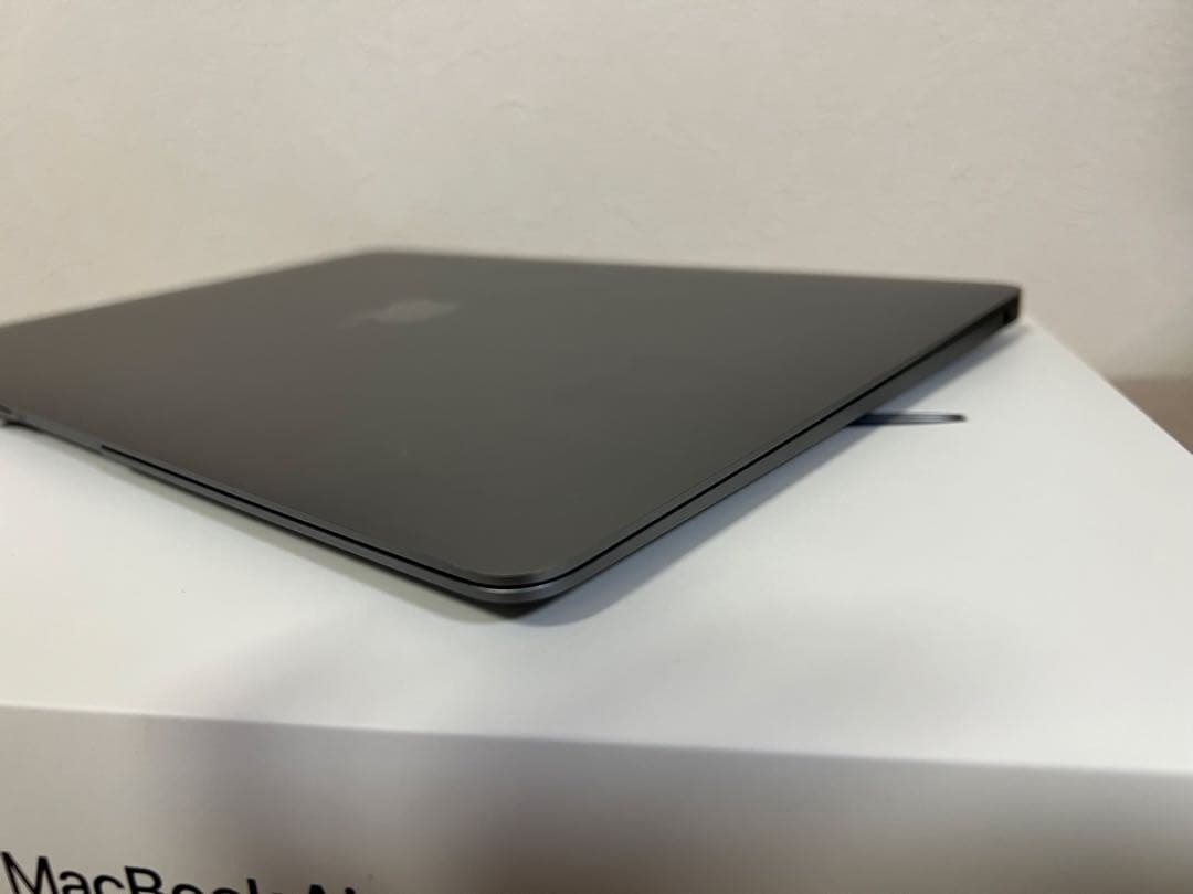 【美品】MacBook Air M1 16GB ,1TBスペースグレイ