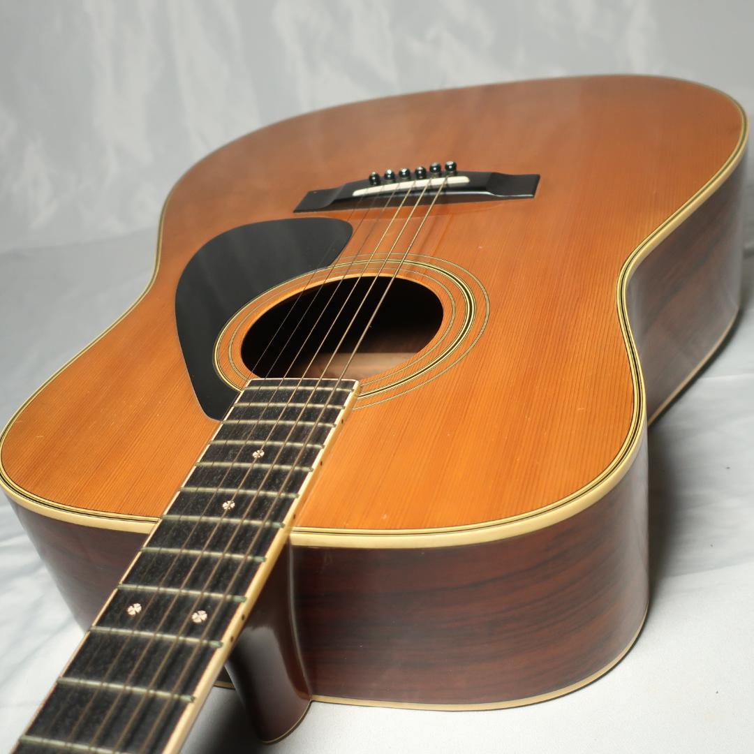 YAMAHA FG-301B ギター ハードケース付 シェルロゴ 装飾ピン