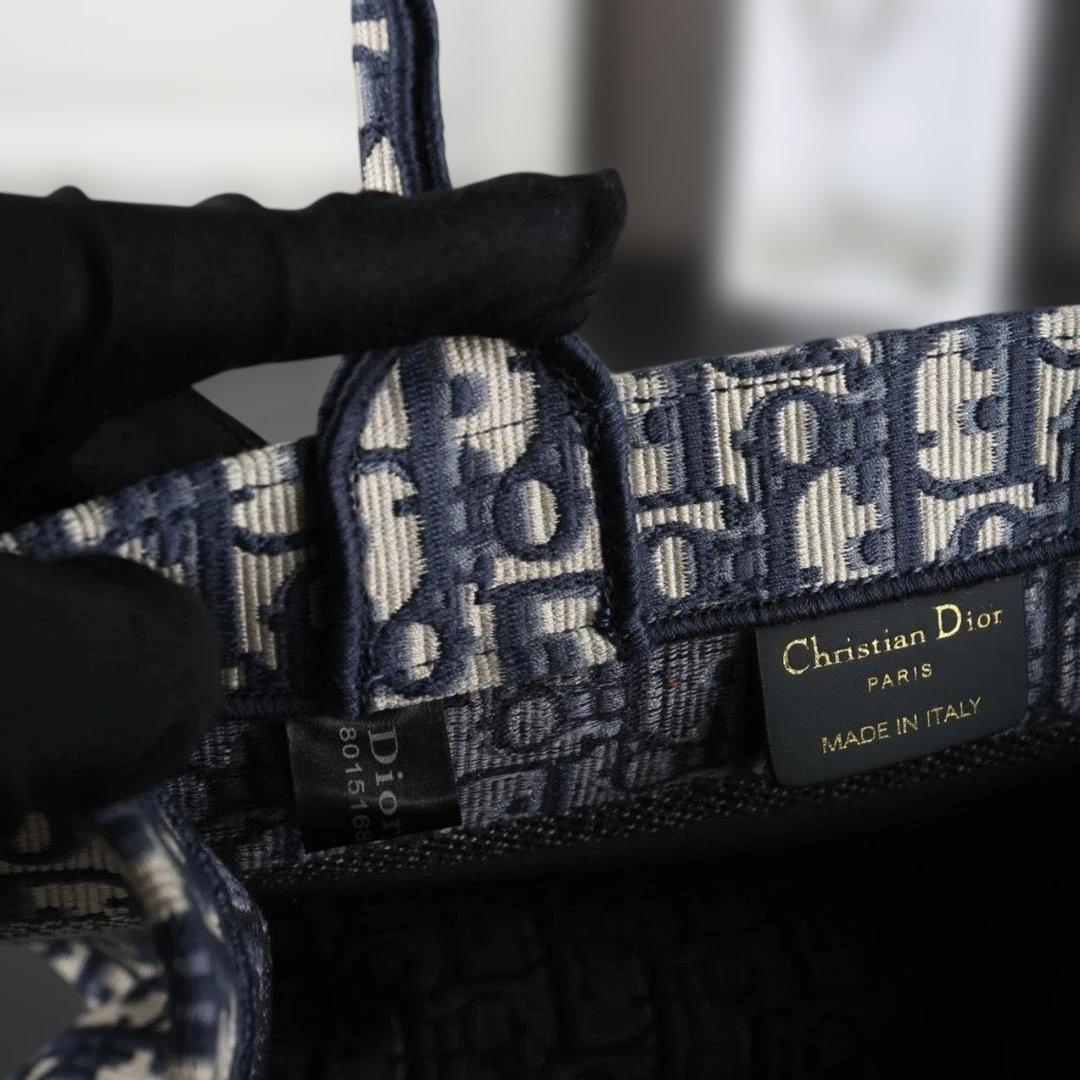 Book Tote 41cm 刺繡トートバッグ ネイビーとベージュ ストライプ