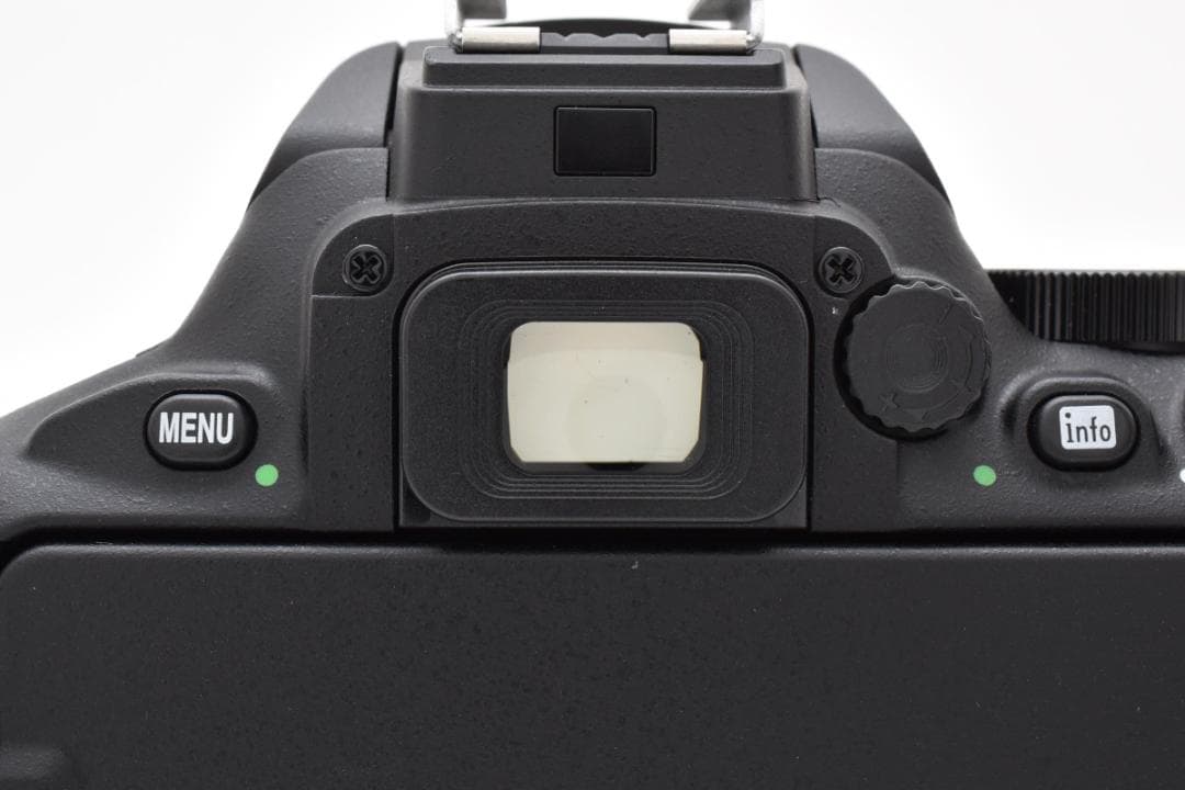 ショット数6976枚■美品■Nikon D5600 レンズキット