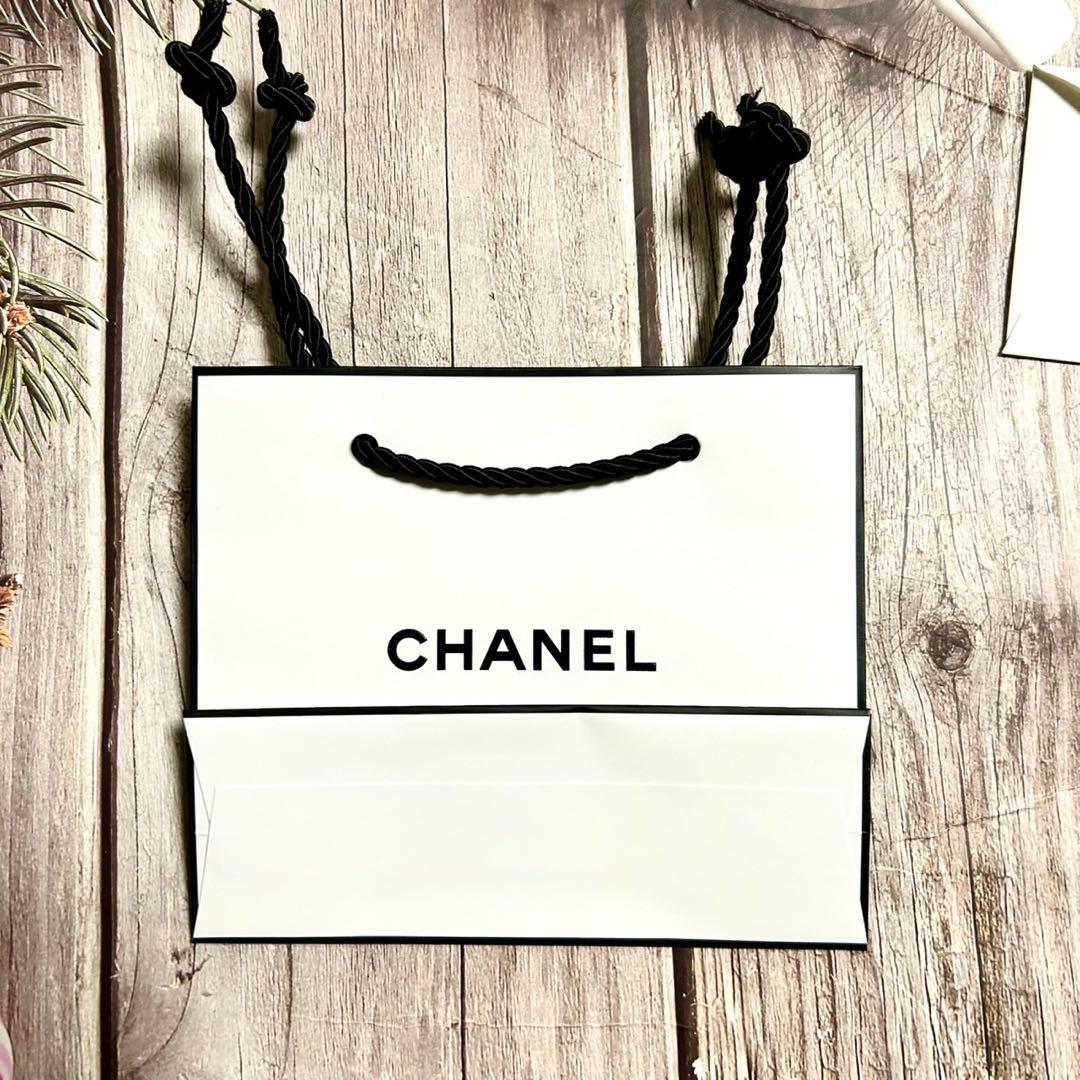 【30日まで】CHANEL ギフトボックス（小サイズ）とショップ袋（小サイズ）