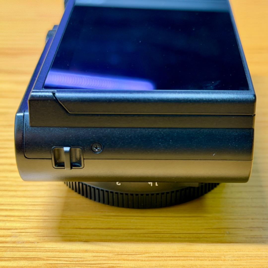 【新同品】LUMIX LX9 ブラック　グリップ付き