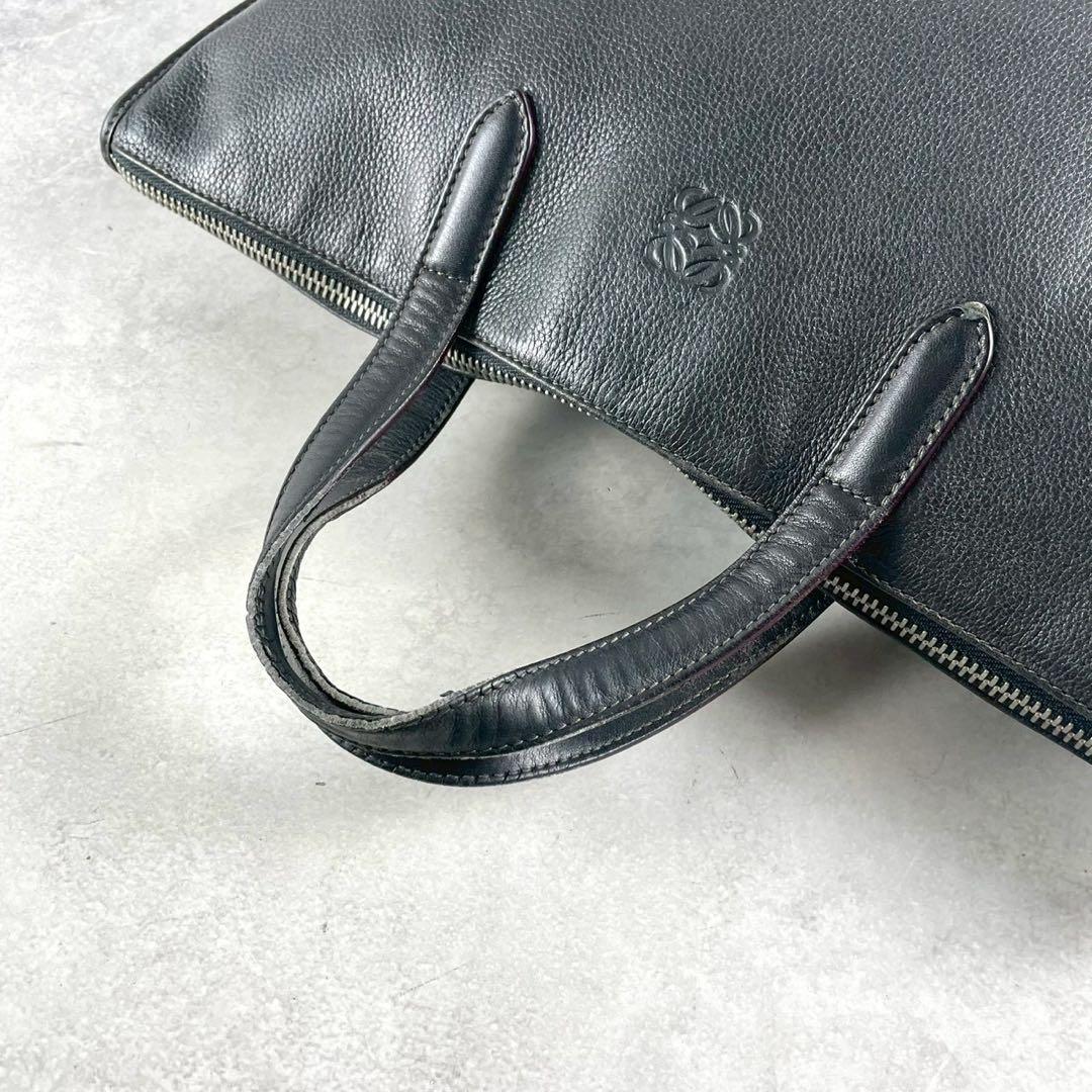 ロエベ　アナグラム　ビジネスバッグ　レザー　ブラック　ロゴ