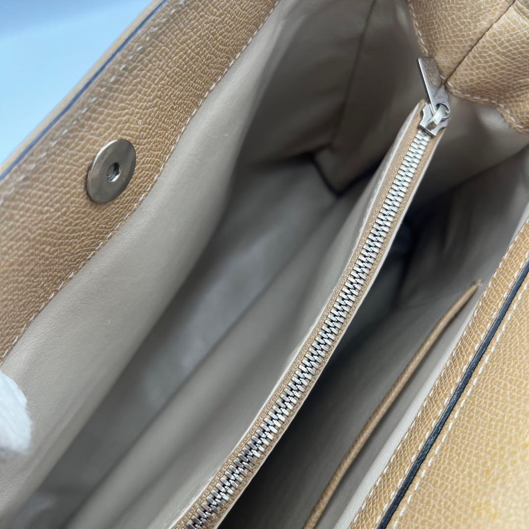 【人気】Valextra ハンドバッグ ベージュ 保存袋付き　小ぶりサイズ