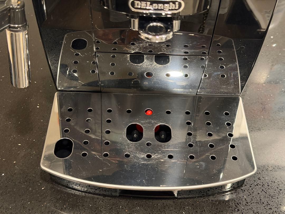 大幅値下げアイテムDe'Longhi エスプレッソマシン