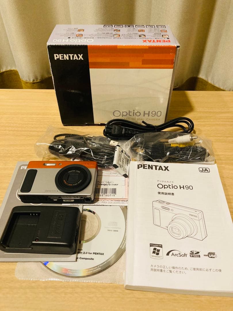 貴重★PENTAX Optio H90 デジタルカメラ デジカメ　ほぼ未使用‼️