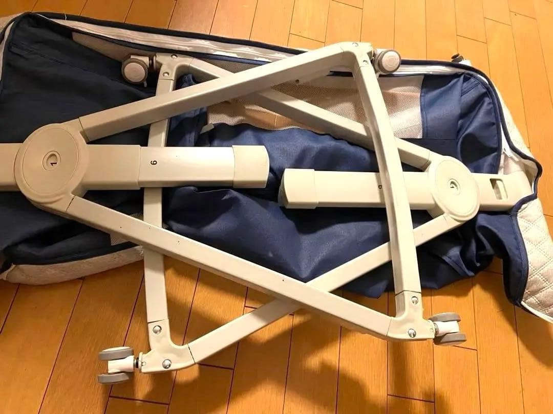 KiNO LiNPO 移動式ベビーベッド　ネイビーブルー