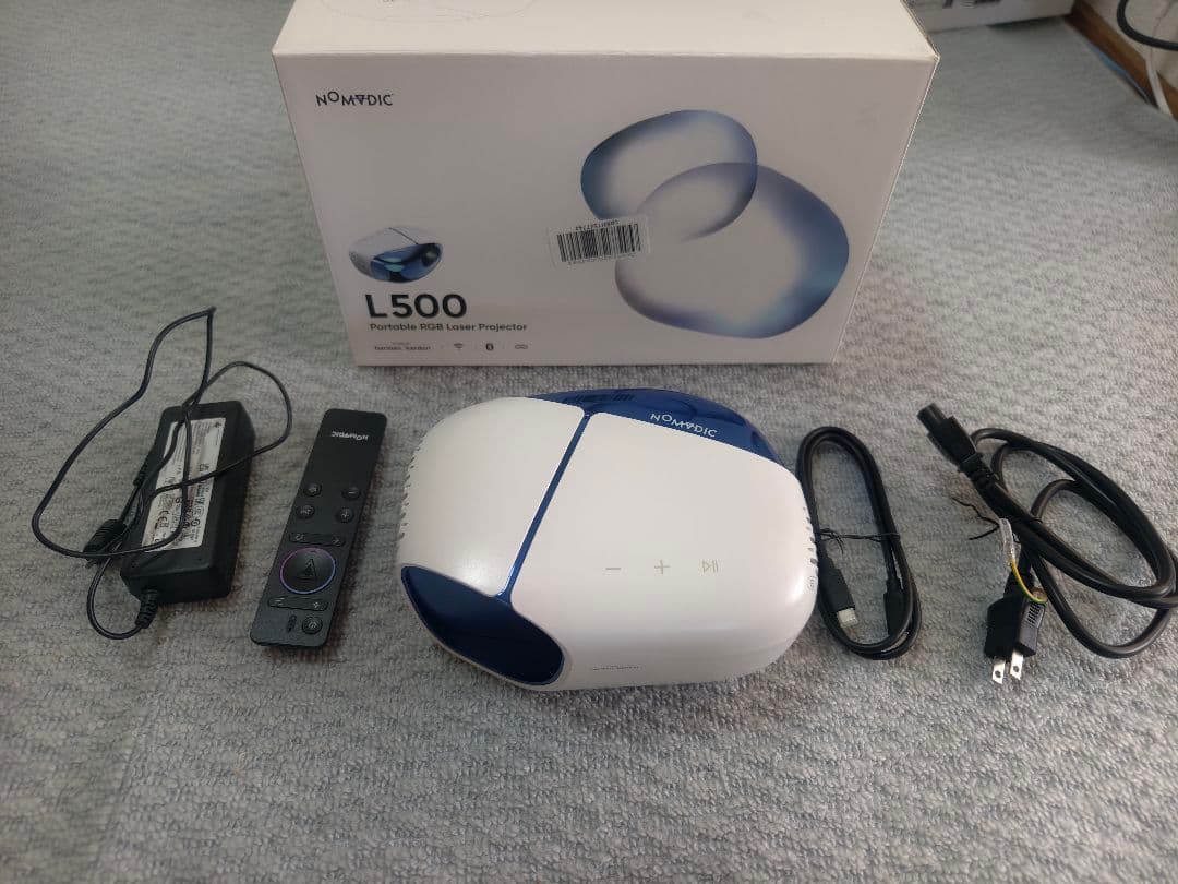 NOMVDIC L500 3色レーザー　プロジェクター