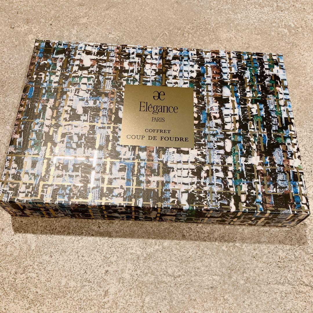 ☆新品未使用品☆　エレガンス　クリスマスコフレ　クードゥフードル2025