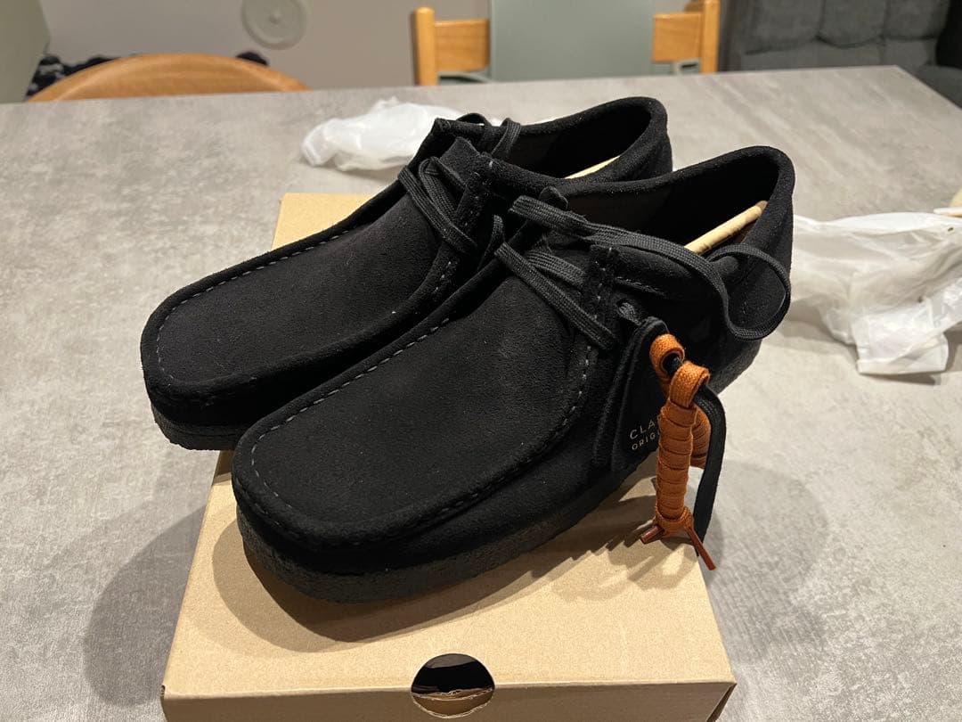 靴 Clarks Wallabee \"Black Suede\"
