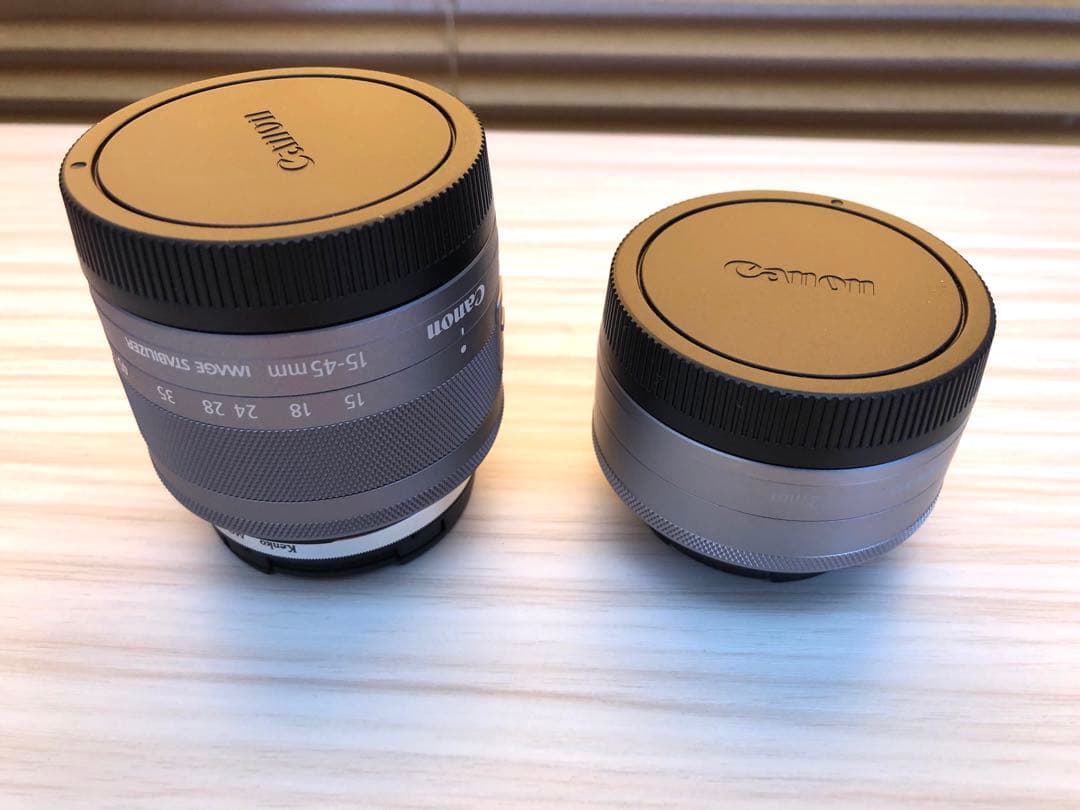 デジタルカメラ EOS kiss M EF-M15-45 IS STM EF-M22 STM