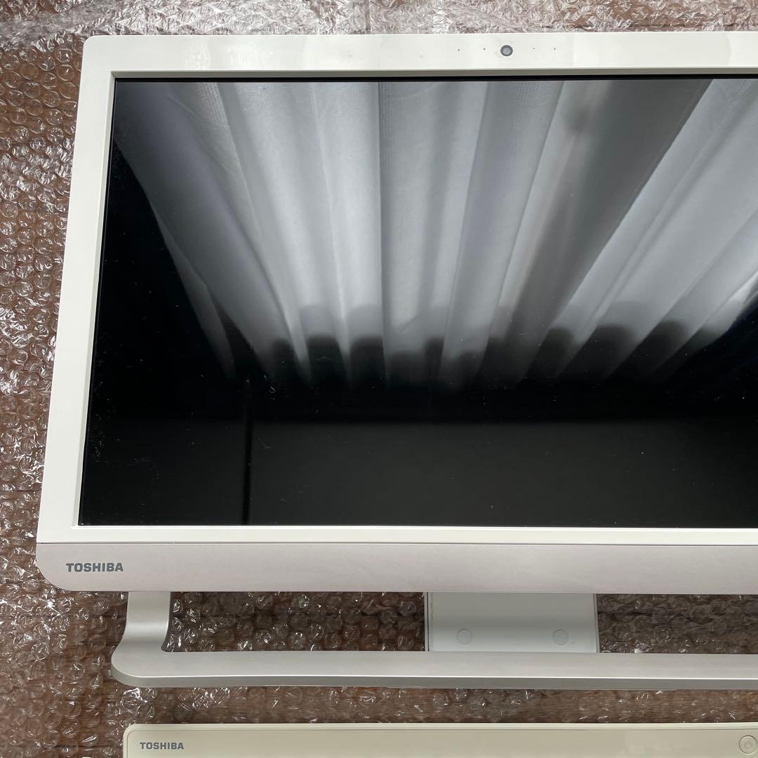 東芝 dynabook REGZA PC D71/NW (2TB/8GB)