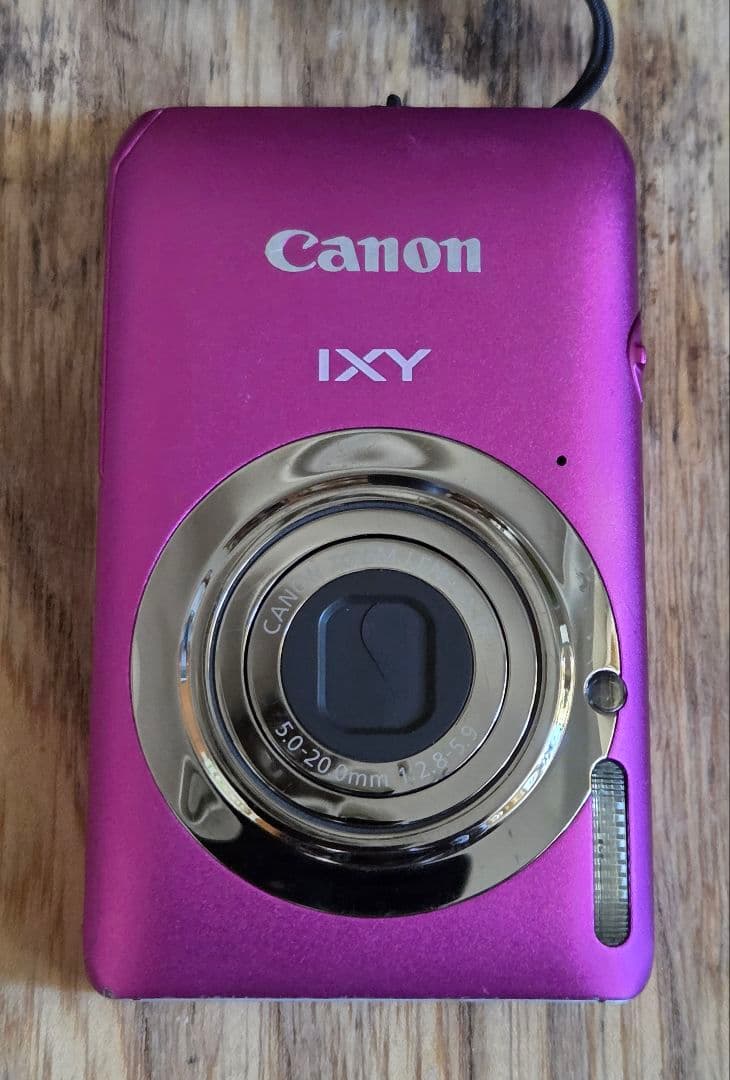 s*s様 [動作未確認のため、ジャンク扱い] キヤノンlXY 210F コンパク