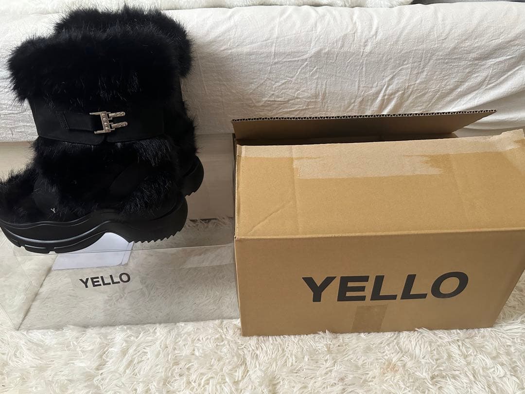 YELLOW ファーブーツ Lサイズ