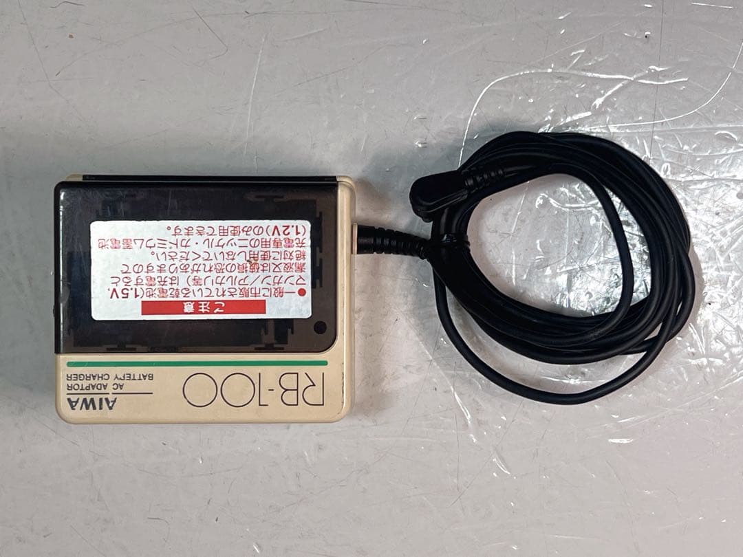 AIWA HS-J9 カセットボーイ TV/AM/FM ジャンク