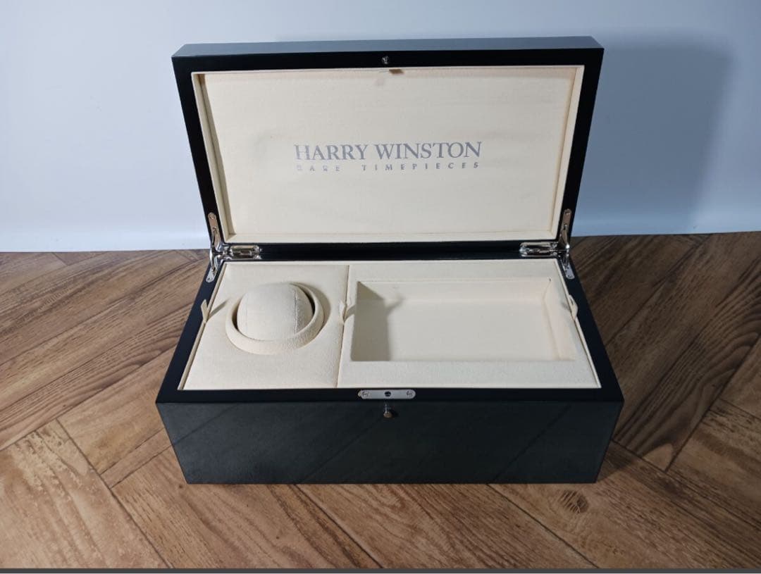 ★希少★HARRY WINSTON レアタイムピース 空箱 ジュエリーボックス