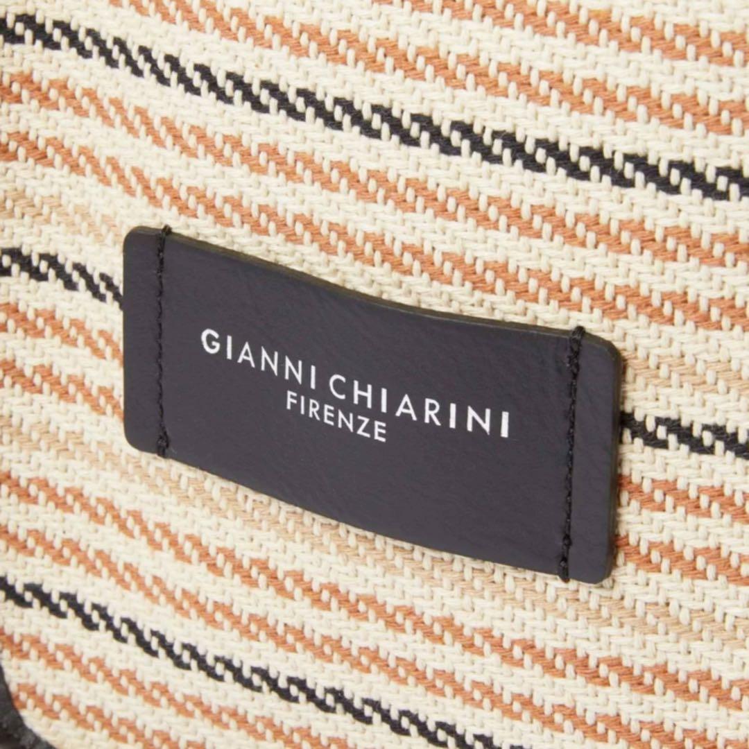 美品　ジャンニキアリーニ　バッグ　トートバッグ　ミニポーチ付き　ベージュ系