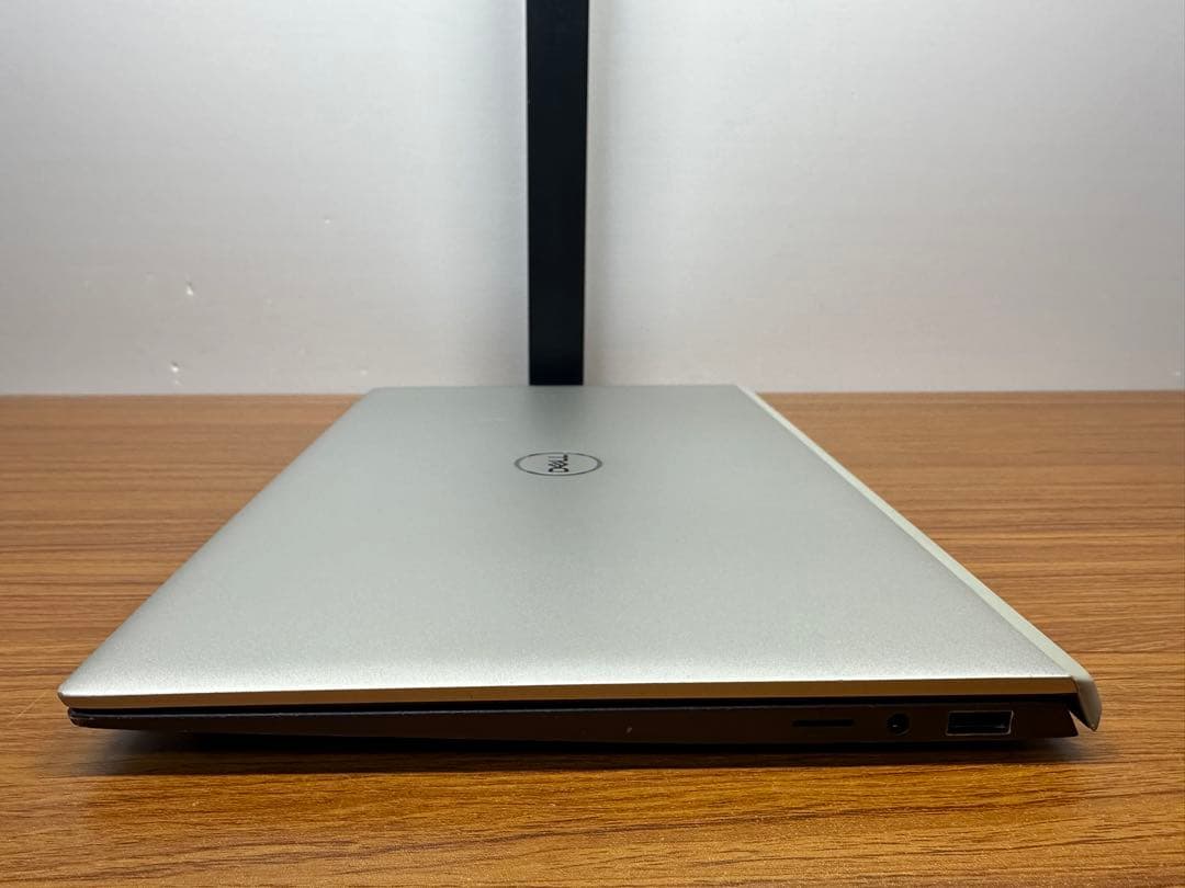 Windowsノート本体 2.DELL Vostro 5301 i5-1135g7 8/256