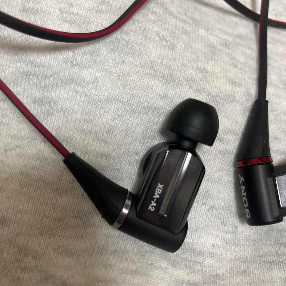ソニー　SONY XBA-A2 有線イヤホン ブラック/レッド