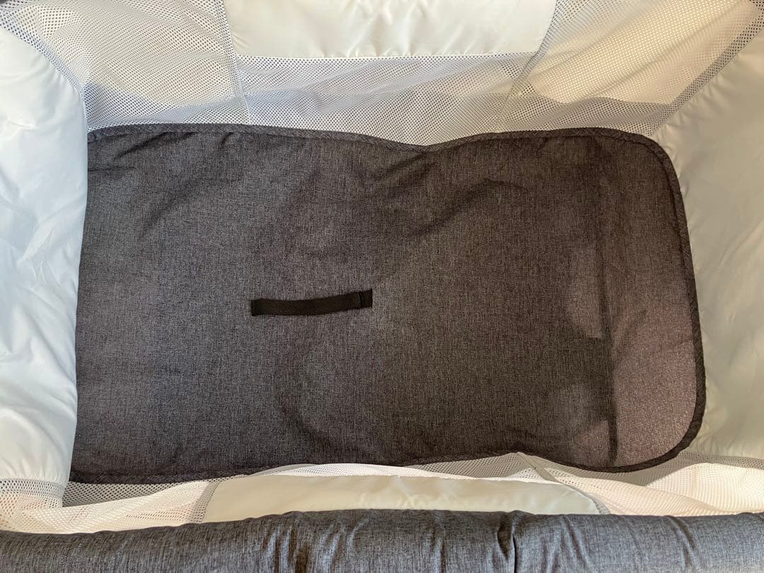 UBRAVOO ベビーベッド　折りたたみ　美品