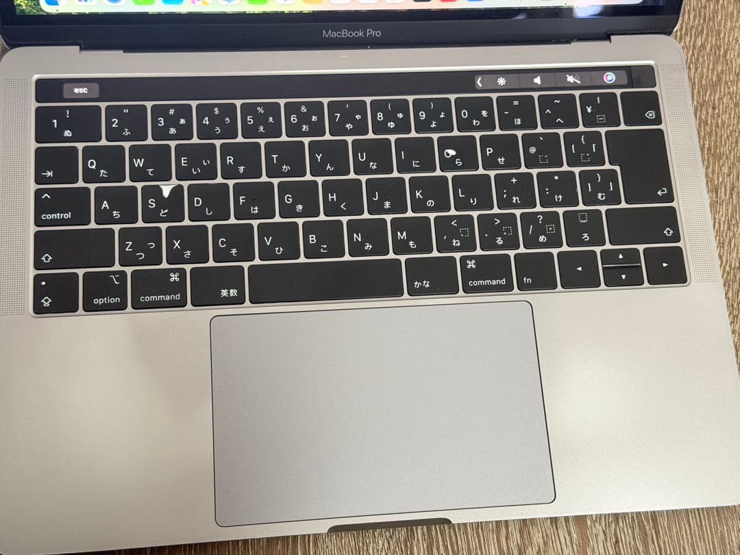 MacBook Pro 2018 13インチi5 16/512GB Win11
