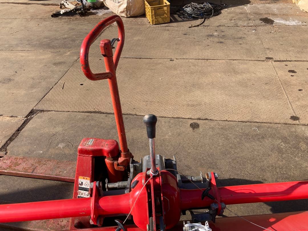 HC-1610 土壌耕作機 赤