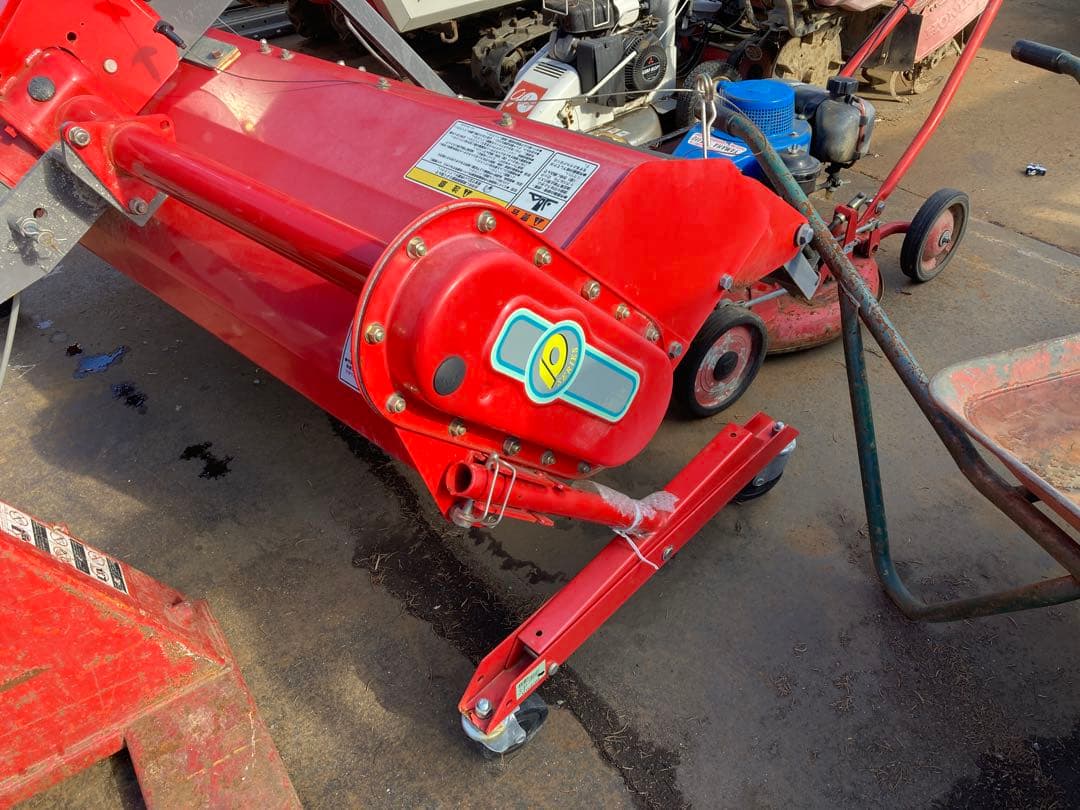 HC-1610 土壌耕作機 赤