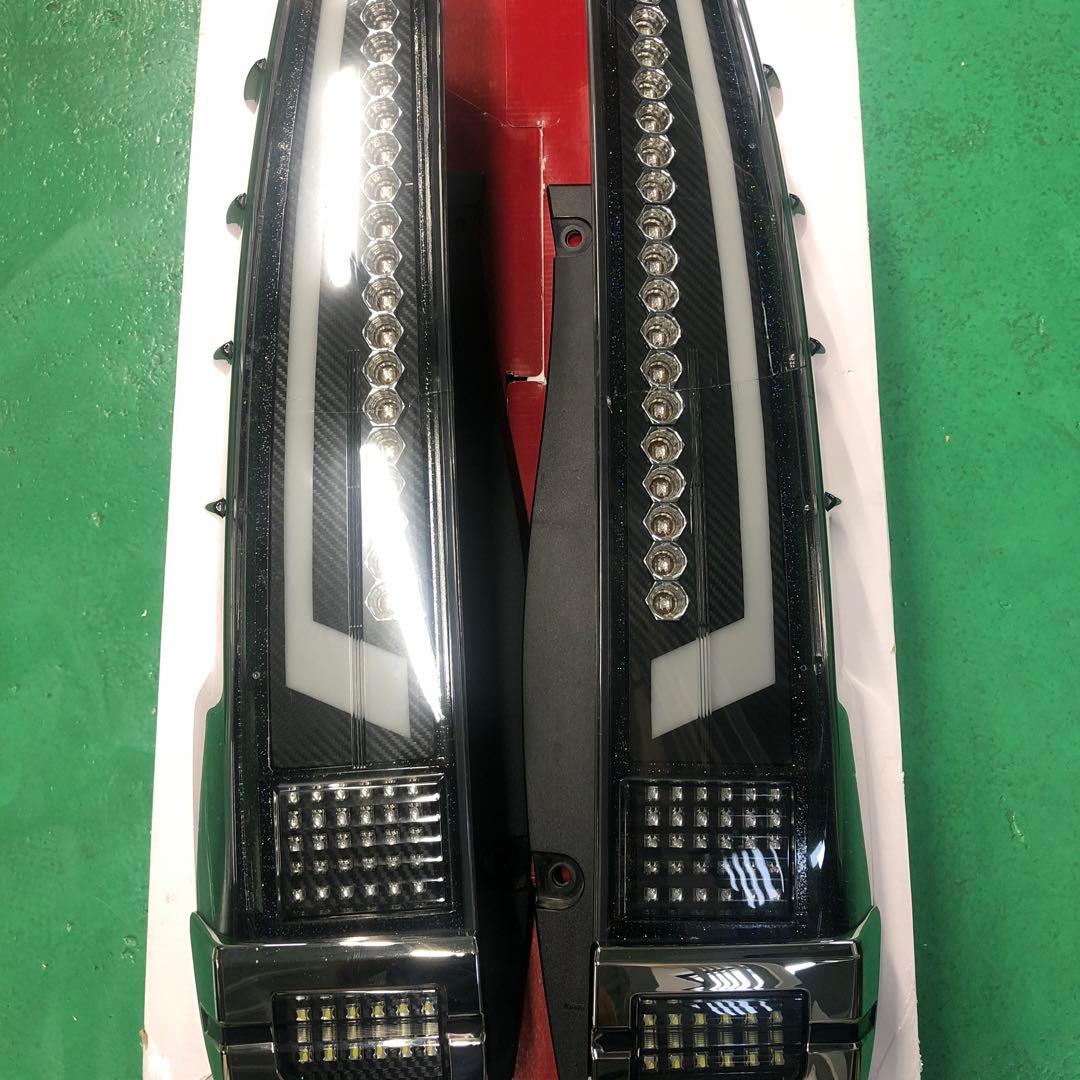 ノア NOAH VOXY ヴォクシー エスクァイア 80 テールランプ