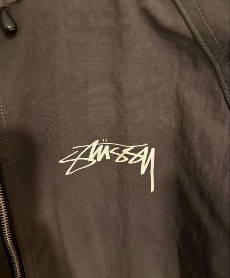 美品Stussy グレー ナイロンジャケット フード付き L