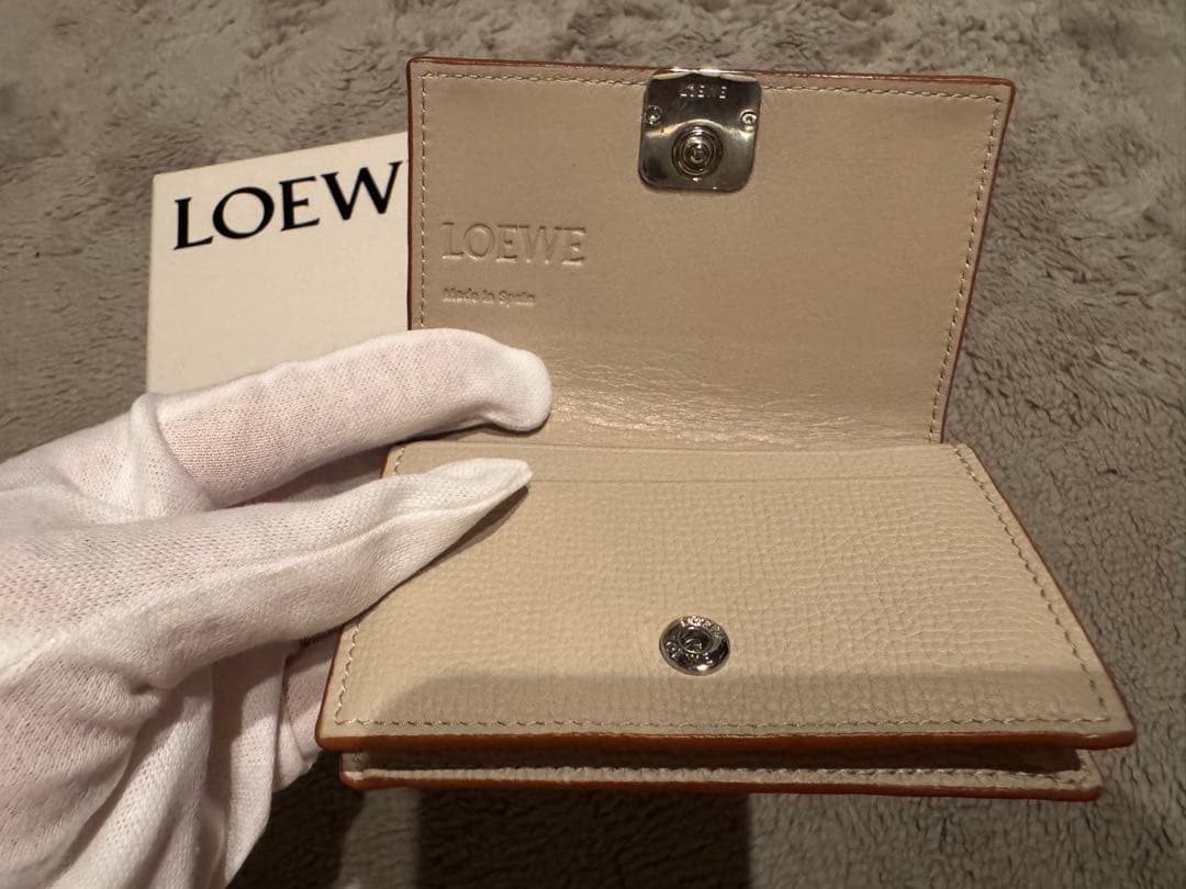 【美品】LOEWE アナグラムビジネスカードホルダーC821M97X02
