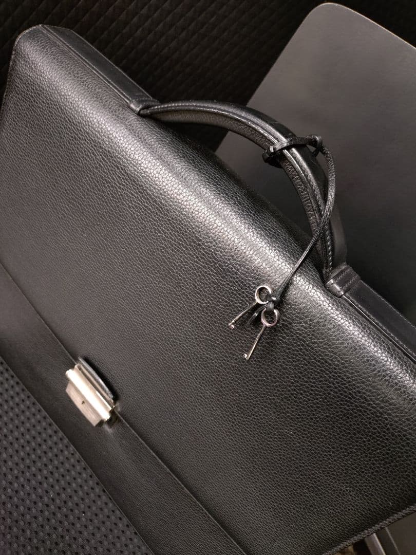 Cartier 黒 ビジネスバッグ　パシャ　ブリーフケース　カルティエ
