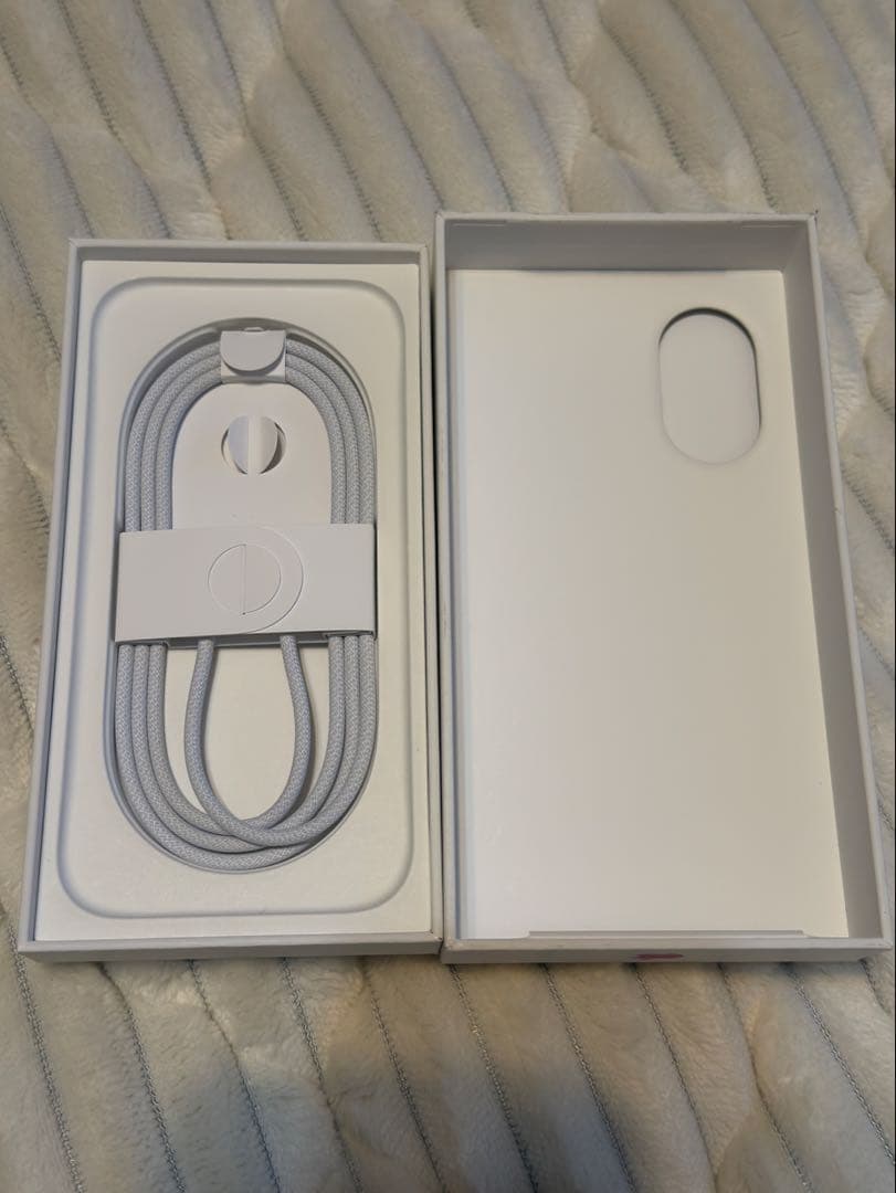 【最終値下げ！美品！】Apple iPhone 16 /128Gピンク